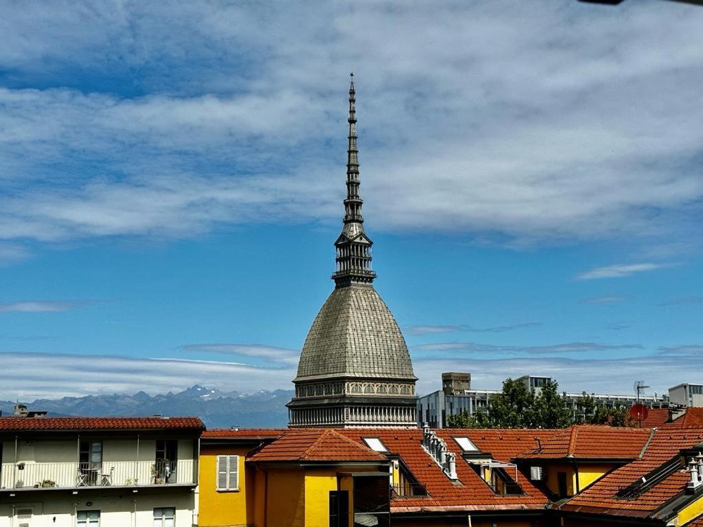 Apartamento Le Finestre Sulla Mole Turín Exterior foto