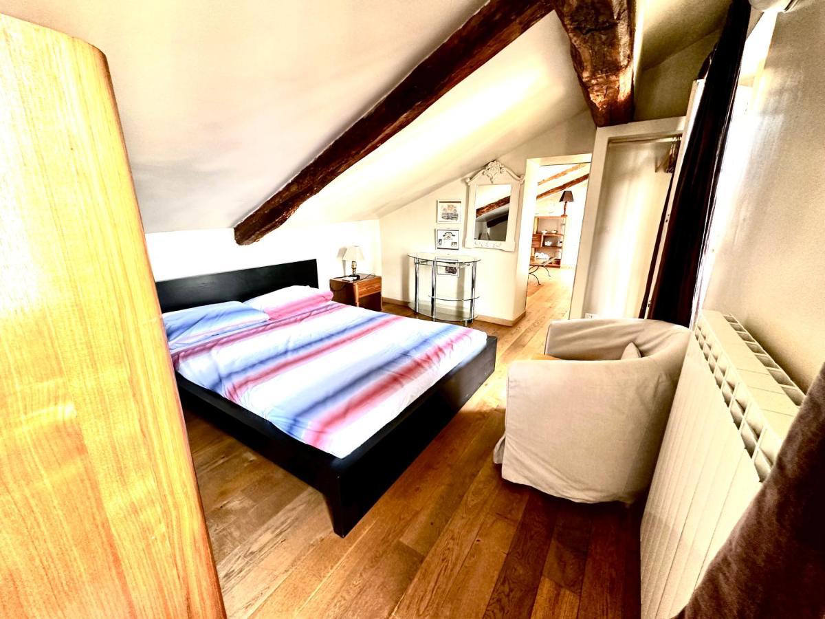 Apartamento Le Finestre Sulla Mole Turín Exterior foto
