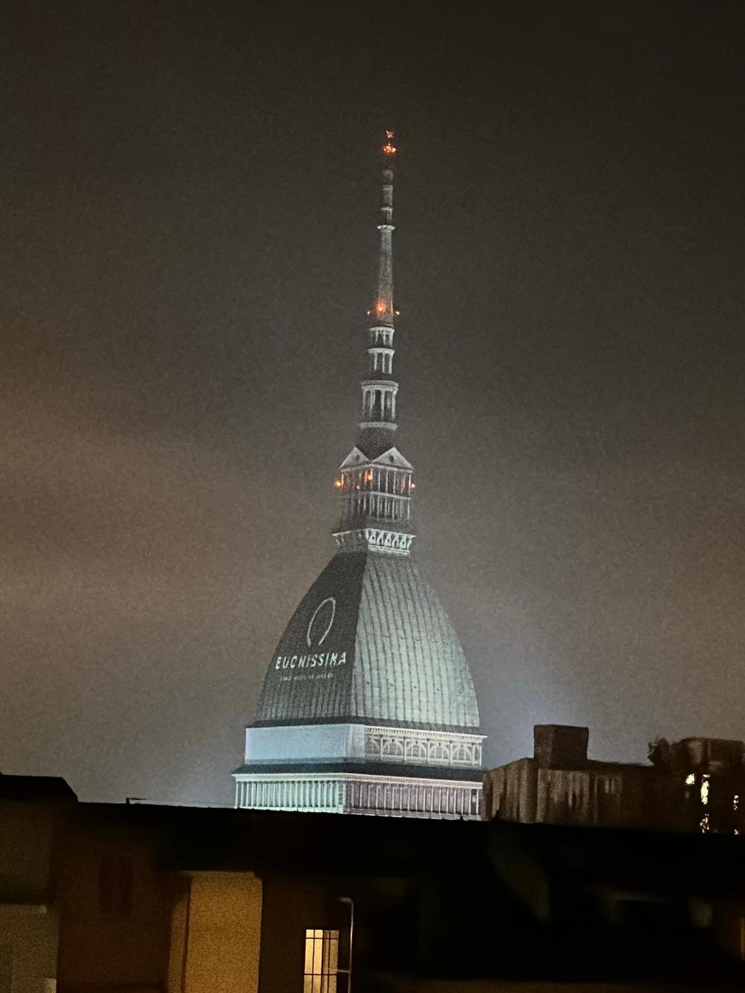 Apartamento Le Finestre Sulla Mole Turín Exterior foto