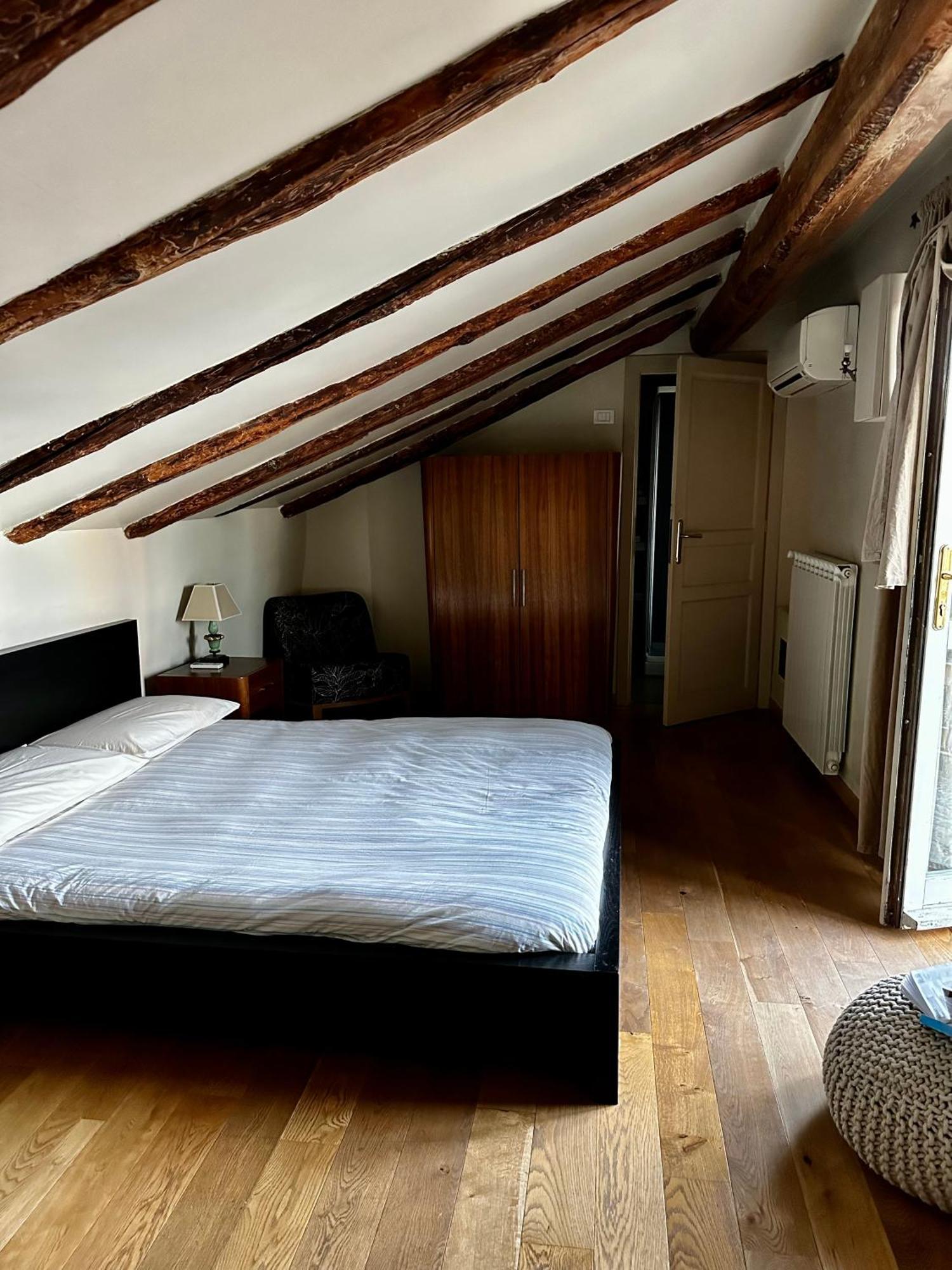 Apartamento Le Finestre Sulla Mole Turín Exterior foto